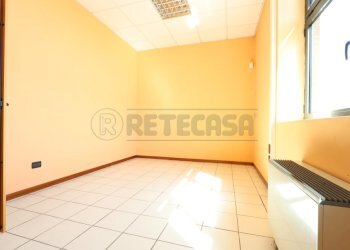 IMG_5254.JPG - Ufficio Via Chiuppese  3, Monticello Conte Otto - foto 10