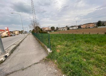 WhatsApp Image 2023-03-29 at 18.11.04(4).jpeg - Terreno edificabile Strada Ca' Balbi 59, Quinto Vicentino - foto 5