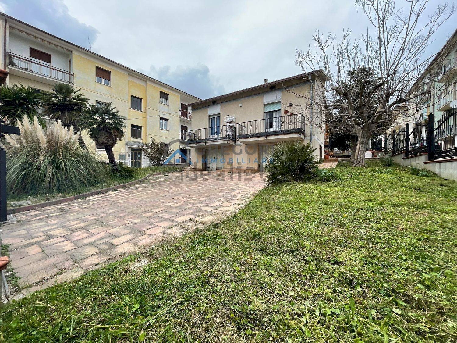Independent house via Petrarca, Nereto - photo 3