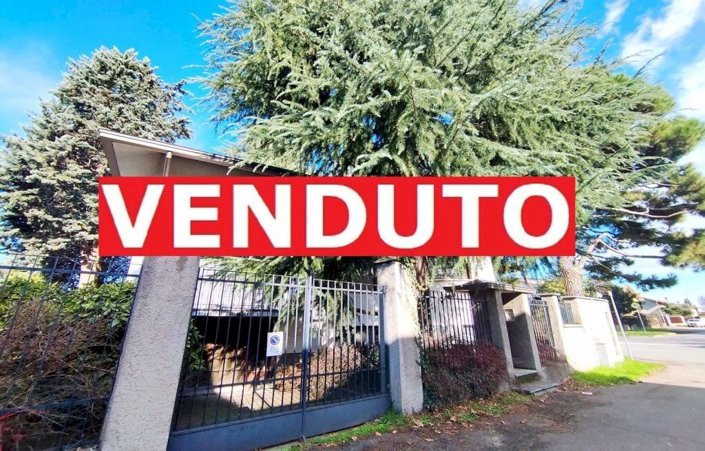Zona - Villa via Sandro Botticelli, 4, Parabiago - foto 1