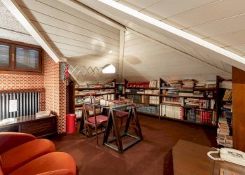 Stanza arredata - Villa via Sandro Botticelli, 4, Parabiago - foto 32