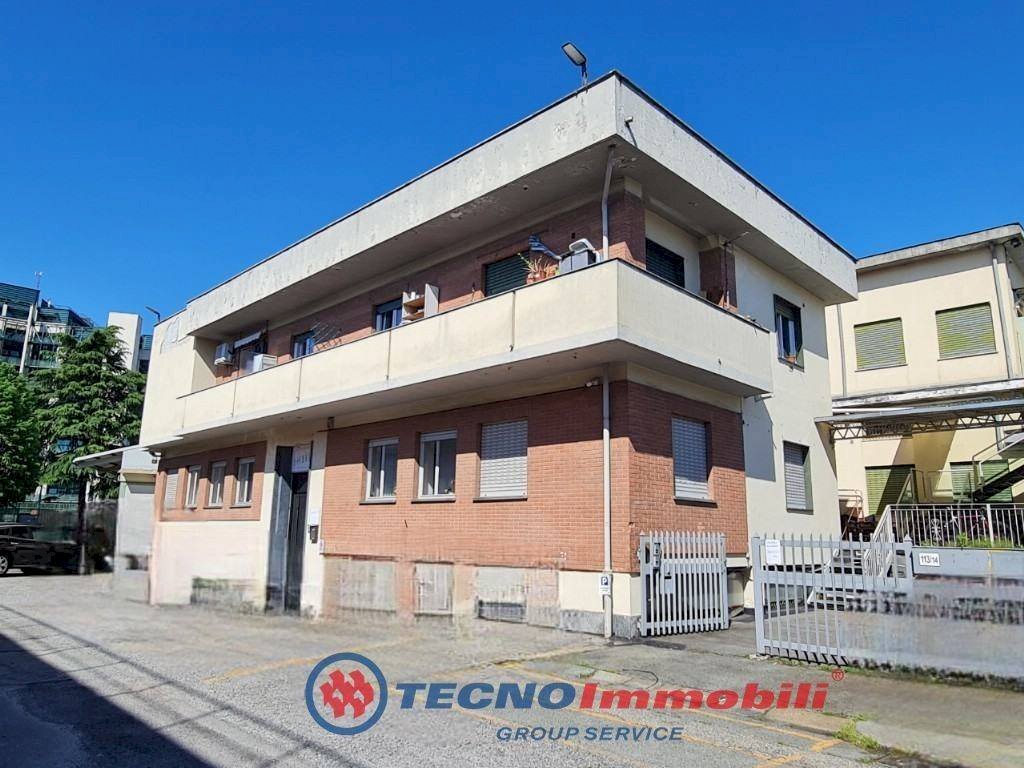 Facciata - Office Lungo Dora Colletta, Torino (neighborhood Vanchiglia) - photo 1