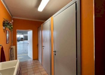 bagni - Capannone via Racconigi, 53/B, Sommariva del Bosco - foto 13