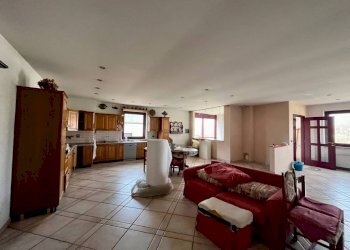 salone/cucina - Capannone via Racconigi, 53/B, Sommariva del Bosco - foto 29