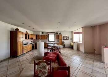 salone/cucina - Capannone via Racconigi, 53/B, Sommariva del Bosco - foto 30