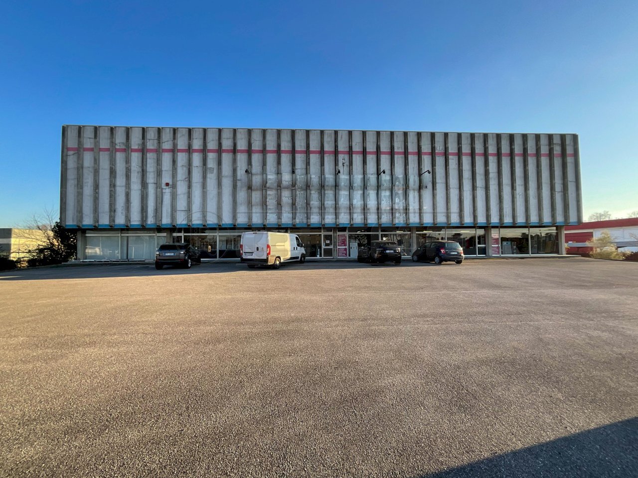 ESTERNI - Locale Commerciale VIA PIETRO ZORUTTI 155, Campoformido - foto 2