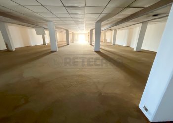 PIANO SECONDO - Locale Commerciale VIA PIETRO ZORUTTI 155, Campoformido - foto 12