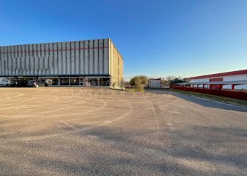 ESTERNI - Locale Commerciale VIA PIETRO ZORUTTI 155, Campoformido - foto 3