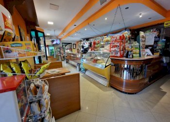 14.jpg - Gelateria Via Nazionale 37, Castiglione del Lago - foto 15