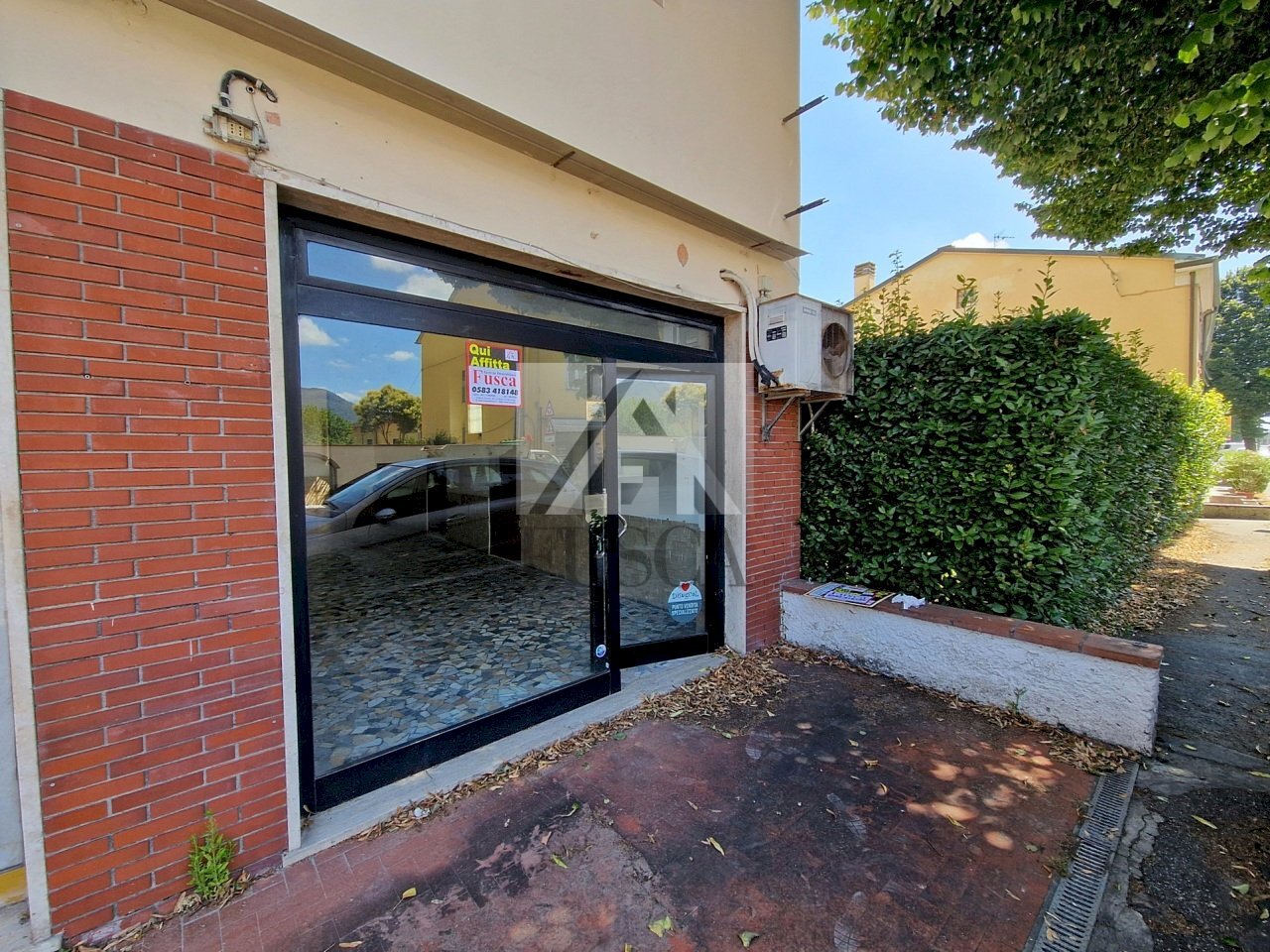 lucca-rustico-vendita_10.jpg - Commercial Premises Via Sarzanese, Lucca - photo 1