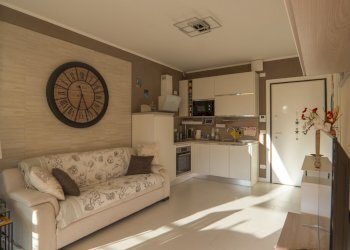 _DSC7238-HDR.jpg - Bilocale VIA ADELASIA 101, Alassio - foto 4