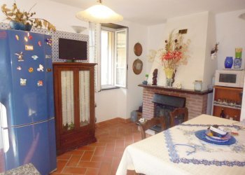 P1030773.JPG - Porzione di casa Via Alle Cottarze, Castiglione Chiavarese - foto 12