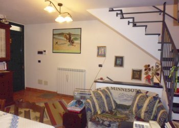 P1030775.JPG - Porzione di casa Via Alle Cottarze, Castiglione Chiavarese - foto 2