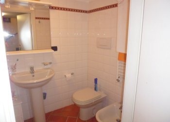 P1030779.JPG - Porzione di casa Via Alle Cottarze, Castiglione Chiavarese - foto 16