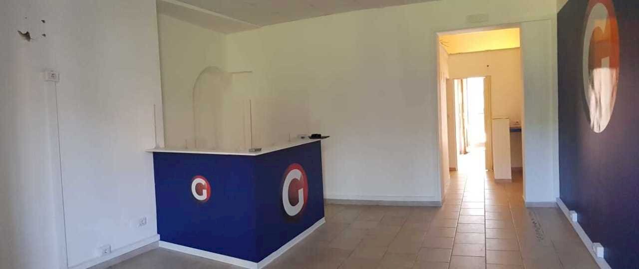 WhatsApp Image 2023-03-30 at 17.21.39.jpeg - Locale Commerciale Gravina di Catania - foto 1