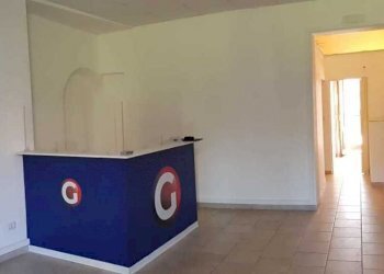 WhatsApp Image 2023-03-30 at 17.21.39.jpeg - Locale Commerciale Gravina di Catania - foto 1