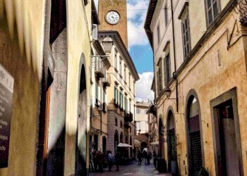 5-luoghi-foto-top-umbria-orvieto-torre-del-moro-2- - Locale Commerciale buia, Lucca - foto 3