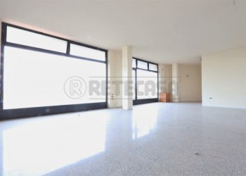 IMG_4945.JPG - Ufficio Via delle Ginestre, Camisano Vicentino - foto 15