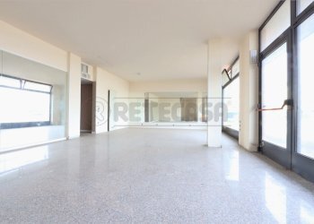 IMG_4947.JPG - Ufficio Via delle Ginestre, Camisano Vicentino - foto 17