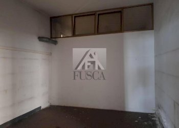 fondo-commerciale-lucca-affitto_9.jpg - Commercial Premises Viale San Concordio, Lucca - photo 10