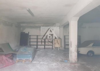 fondo-commerciale-lucca-affitto_10.jpg - Commercial Premises Viale San Concordio, Lucca - photo 11