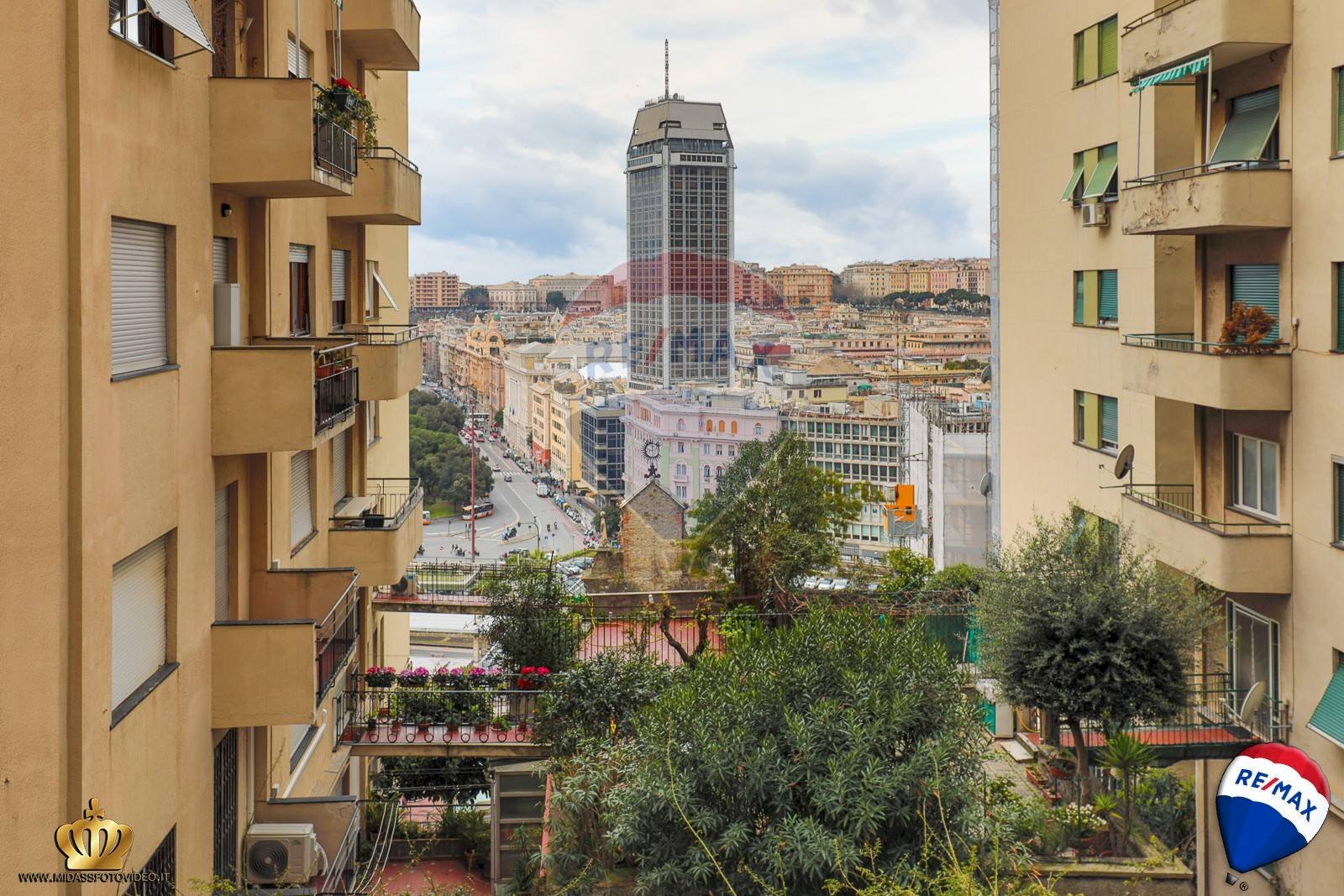 Quadrilocale Via Imperia, 3 
 Centro, Genova (zona Centro) - foto 1