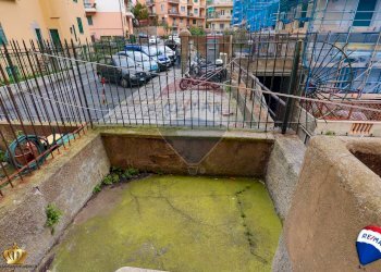 Quadrilocale Via Imperia, 3 
 Centro, Genova (zona Centro) - foto 39