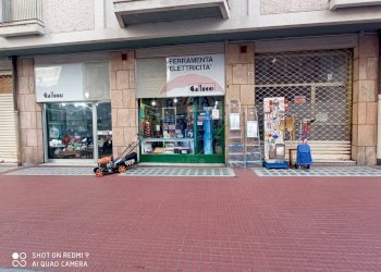 Shop Via di Santa Chiara, 10R-12R 
 Carignano, Genova (neighborhood Carignano) - photo 8