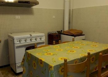 cucina piano sup. - Villa via San Gottardo, Tiglieto - foto 15