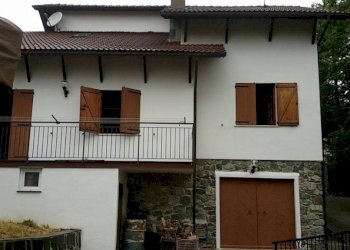 fronte casa - Villa via San Gottardo, Tiglieto - foto 35