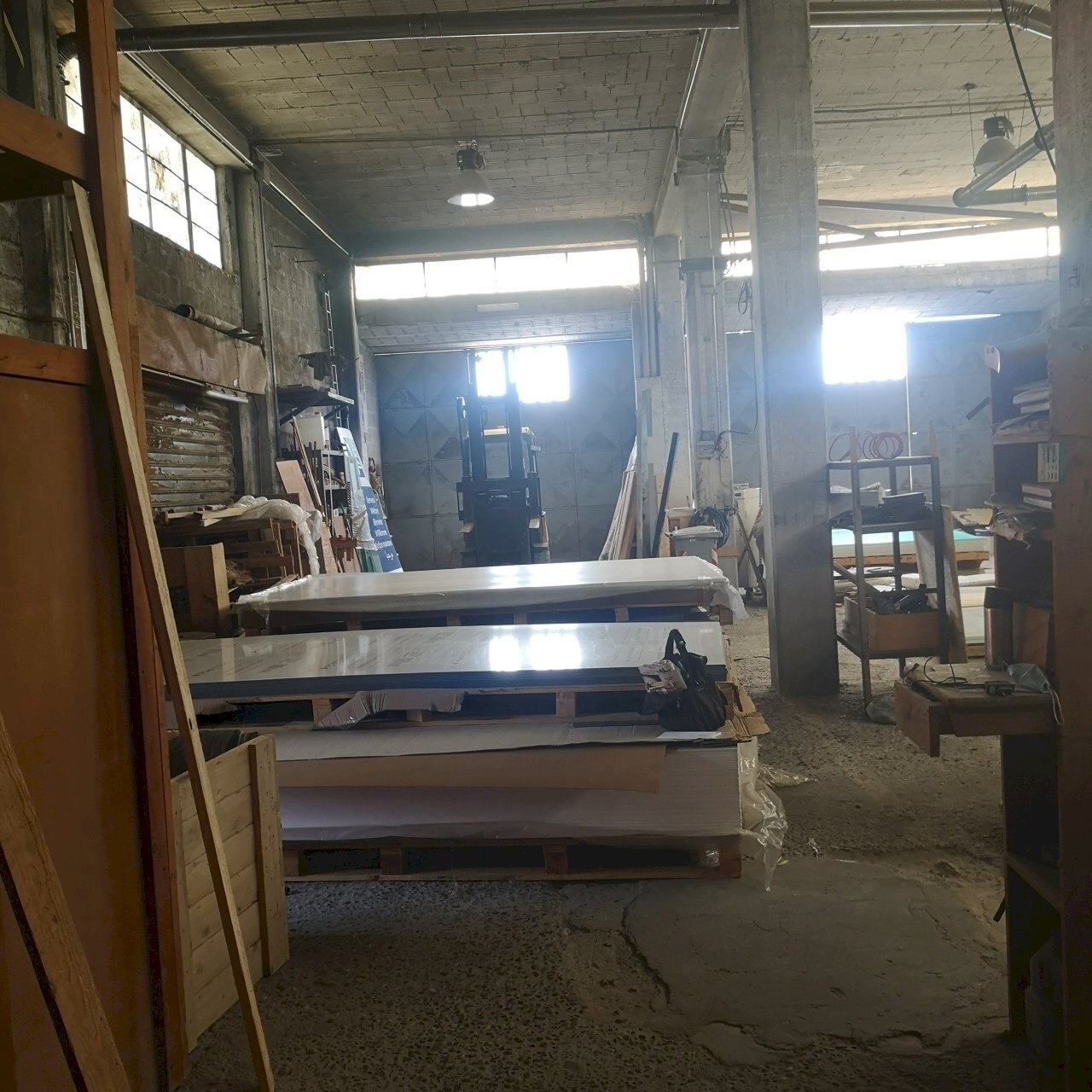 lu2.jpg - Commercial Premises Luni - photo 3