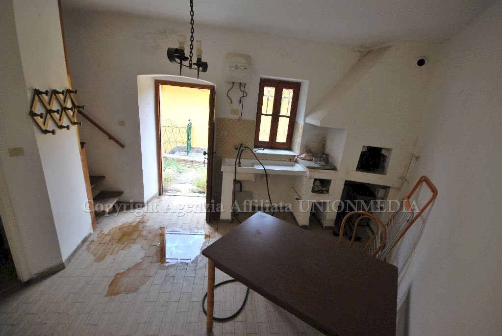 8.jpg - Casa semi indipendente Sarzana - foto 2