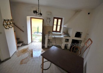 8.jpg - Casa semi indipendente Sarzana - foto 2
