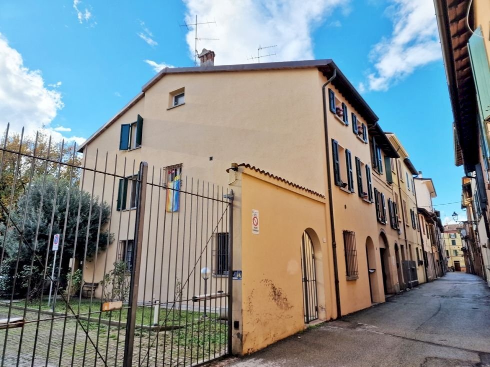 Portion of a house Imola - photo 3