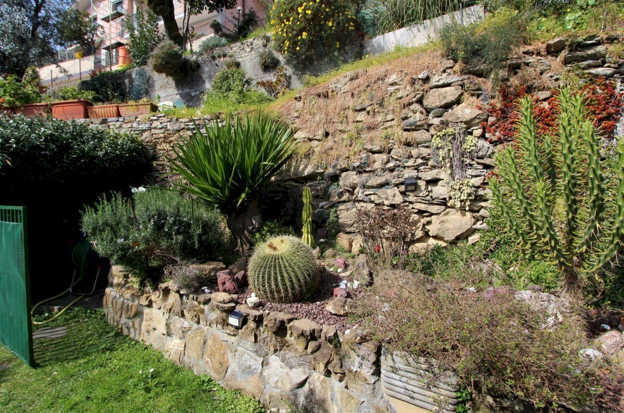 024 - Spazio esterno (7).jpg - Apartment Sori - photo 2