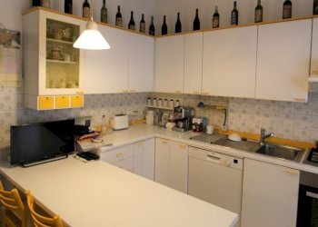 010 - Cucina (1).jpg - Appartamento Sori - foto 10