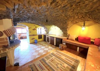 Casa semi indipendente Borgata Marotera, 5, Pinasca - foto 1