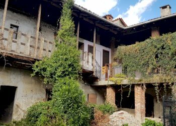 Rustic Via Martiri della Libertà, Varallo Pombia - photo 2