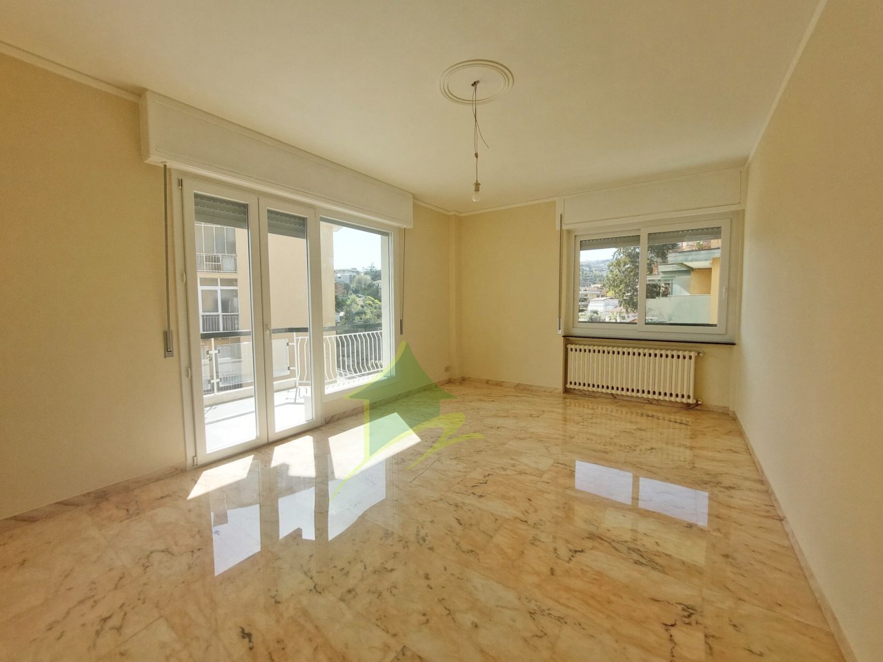 soggiorno - Three-room apartment Via Vallarino 78, Sanremo - photo 2