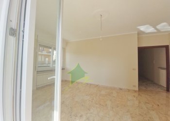 soggiorno - Trilocale Via Vallarino 78, Sanremo - foto 5