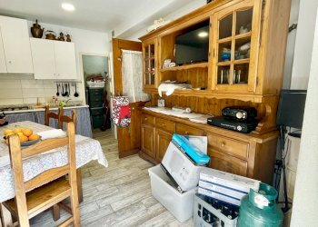 IMG_3475 2.jpg - Locale Commerciale Seravezza - foto 3