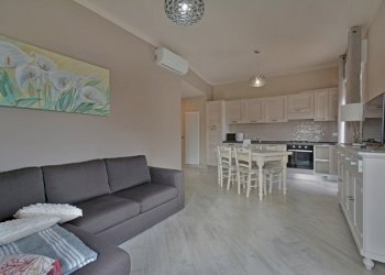 DSC_0159.jpg - Trilocale Via Ville Nuove, Diano Marina - foto 2