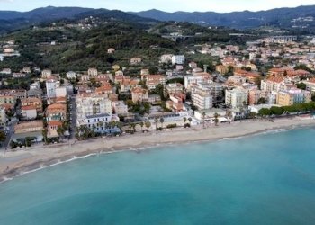 DJI_0354.jpg - Trilocale Via Ville Nuove 11, Diano Marina - foto 5