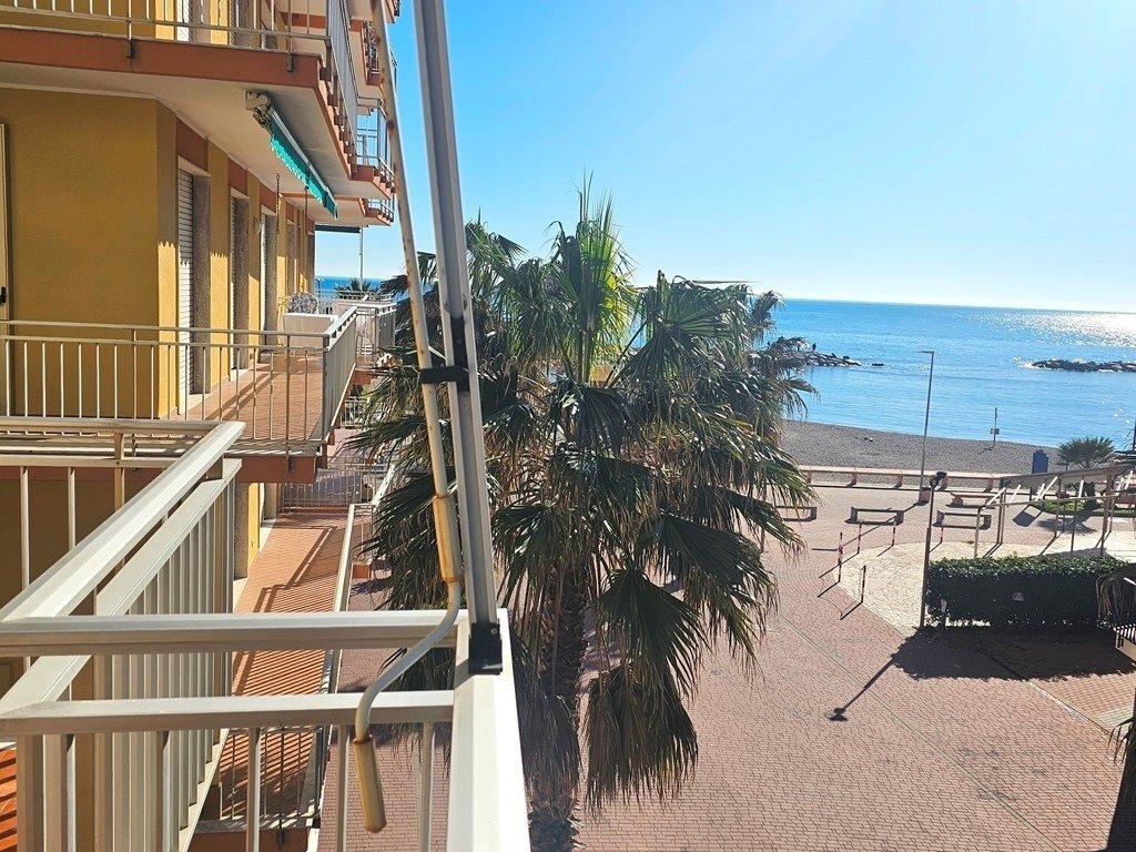20250204_134847.jpg - Two-room apartment Via della Resistenza 29, San Bartolomeo al Mare - photo 1