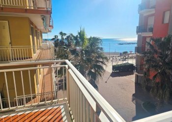 20250204_134804.jpg - Bilocale Via della Resistenza 29, San Bartolomeo al Mare - foto 1