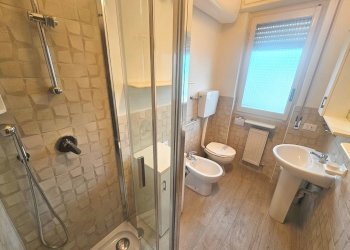 20250427_082742.jpg - Trilocale Via Cristoforo Colombo 1616, San Bartolomeo al Mare - foto 12