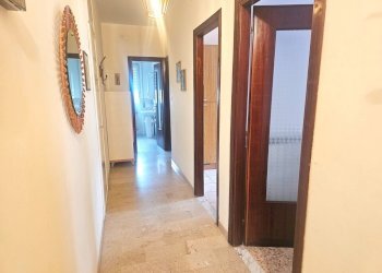 20250427_082414.jpg - Trilocale Via Cristoforo Colombo 1616, San Bartolomeo al Mare - foto 23