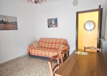 20250427_082437.jpg - Trilocale Via Cristoforo Colombo 1616, San Bartolomeo al Mare - foto 25