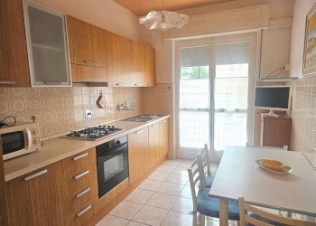 20250427_082525.jpg - Trilocale Via Cristoforo Colombo 1616, San Bartolomeo al Mare - foto 27