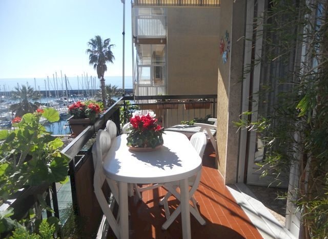 018-640x467.jpg - Trilocale Via Palmaria 1, San Bartolomeo al Mare - foto 1